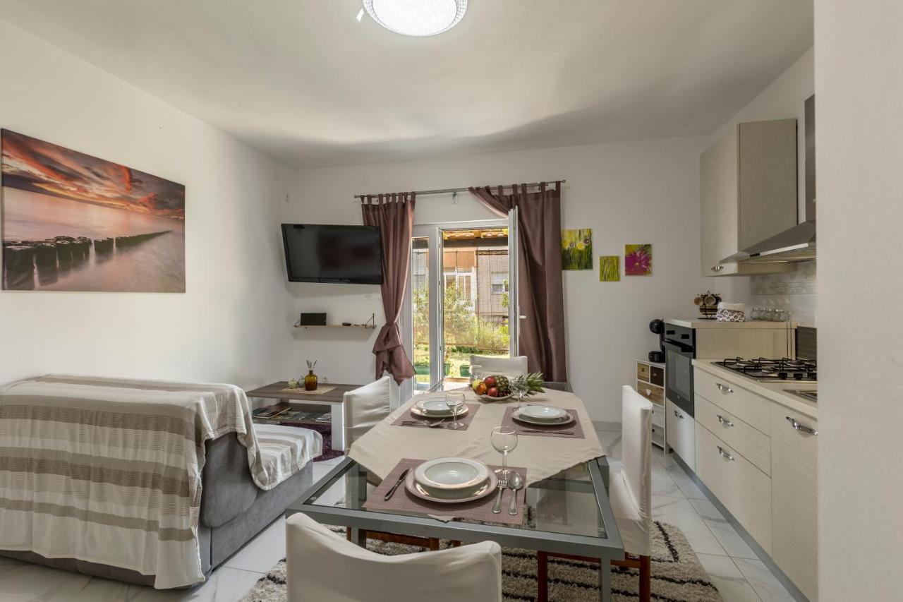 Apartment More 2 Kaštela Eksteriør bilde